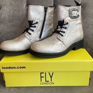 Fly London Kara Boot Cool Pearl Metallic